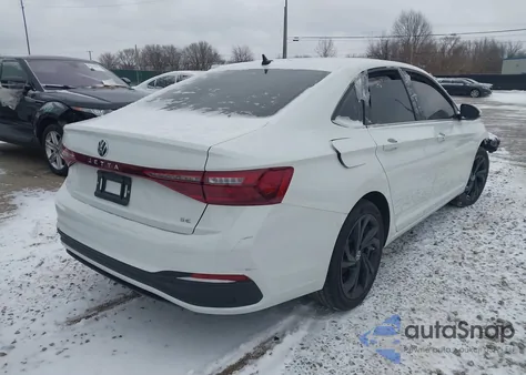 2025 Volkswagen Jetta 1.5T Se from USA, damaged, VIN 3VWEX7BU2SM026185